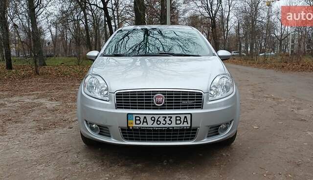 Сірий Фіат Лінеа, об'ємом двигуна 1.25 л та пробігом 53 тис. км за 7500 $, фото 1 на Automoto.ua