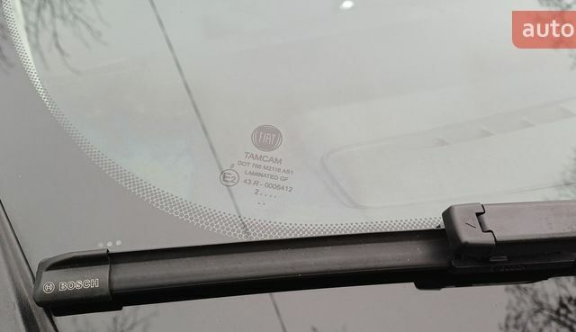 Серый Фиат Линеа, объемом двигателя 1.37 л и пробегом 54 тыс. км за 7700 $, фото 23 на Automoto.ua