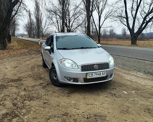 Серый Фиат Линеа, объемом двигателя 1.25 л и пробегом 281 тыс. км за 4990 $, фото 3 на Automoto.ua