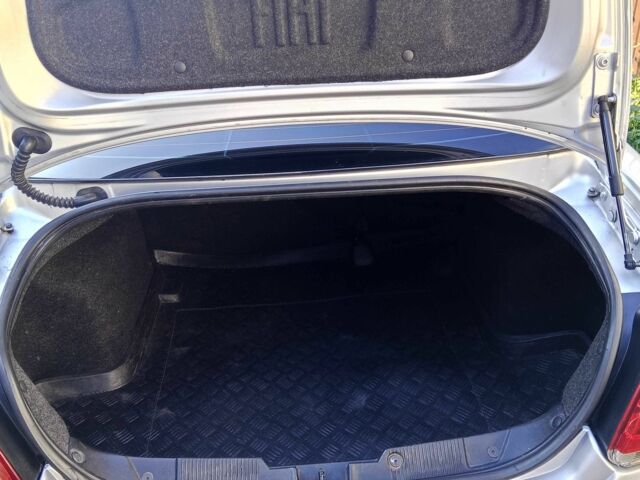 Серый Фиат Линеа, объемом двигателя 1.2 л и пробегом 254 тыс. км за 4600 $, фото 1 на Automoto.ua