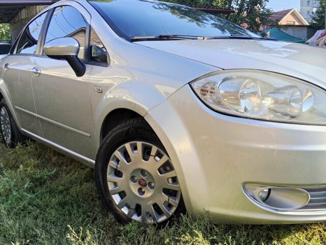 Серый Фиат Линеа, объемом двигателя 1.2 л и пробегом 254 тыс. км за 4600 $, фото 6 на Automoto.ua