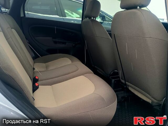 Сірий Фіат Лінеа, об'ємом двигуна 1.4 л та пробігом 440 тис. км за 6600 $, фото 9 на Automoto.ua