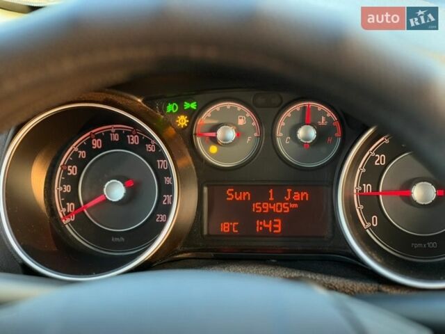 Сірий Фіат Лінеа, об'ємом двигуна 1.25 л та пробігом 159 тис. км за 5200 $, фото 18 на Automoto.ua