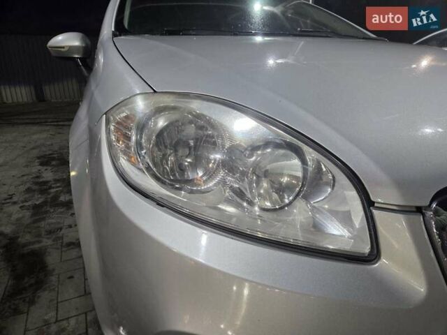 Сірий Фіат Лінеа, об'ємом двигуна 1.37 л та пробігом 113 тис. км за 6500 $, фото 9 на Automoto.ua