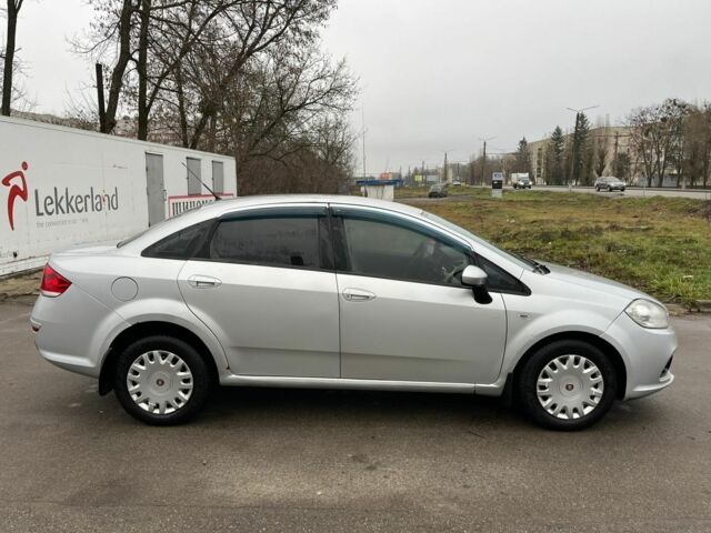 Серый Фиат Линеа, объемом двигателя 1.4 л и пробегом 280 тыс. км за 4500 $, фото 4 на Automoto.ua