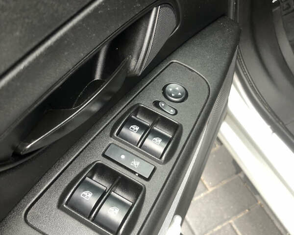 Сірий Фіат Лінеа, об'ємом двигуна 1.37 л та пробігом 279 тис. км за 4150 $, фото 16 на Automoto.ua