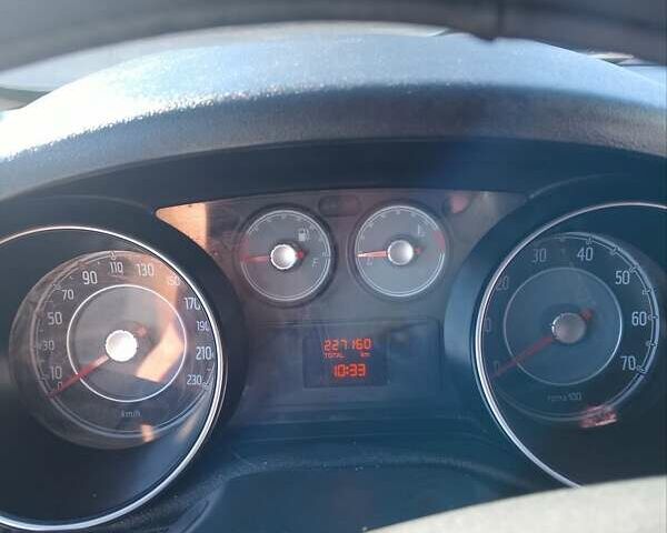 Фіат Лінеа 2013 у Дніпро (Дніпропетровську) на Automoto.ua Сірий Фіат Лінеа, об'ємом двигуна 1.25 л та пробігом 227 тис. км за 5000 $, фото 26 на Automoto.ua