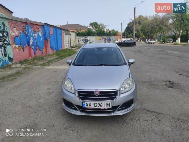Серый Фиат Линеа, объемом двигателя 1.4 л и пробегом 152 тыс. км за 5300 $, фото 1 на Automoto.ua