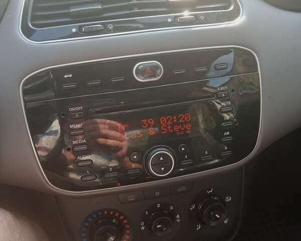 Сірий Фіат Лінеа, об'ємом двигуна 1.37 л та пробігом 182 тис. км за 5300 $, фото 7 на Automoto.ua