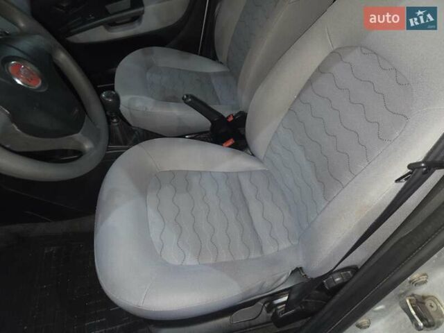 Сірий Фіат Лінеа, об'ємом двигуна 1.37 л та пробігом 113 тис. км за 6500 $, фото 34 на Automoto.ua