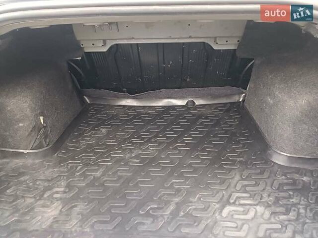 Серый Фиат Линеа, объемом двигателя 1.37 л и пробегом 180 тыс. км за 490 $, фото 29 на Automoto.ua