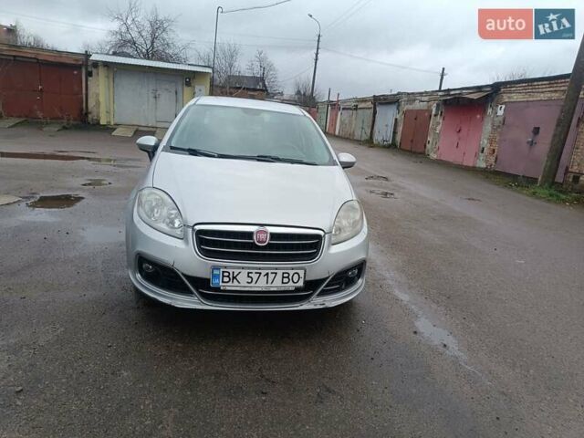 Серый Фиат Линеа, объемом двигателя 1.37 л и пробегом 180 тыс. км за 490 $, фото 53 на Automoto.ua