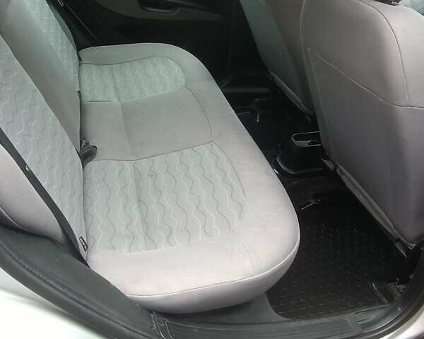 Серый Фиат Линеа, объемом двигателя 1.37 л и пробегом 180 тыс. км за 490 $, фото 43 на Automoto.ua