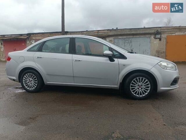 Серый Фиат Линеа, объемом двигателя 1.37 л и пробегом 180 тыс. км за 490 $, фото 5 на Automoto.ua