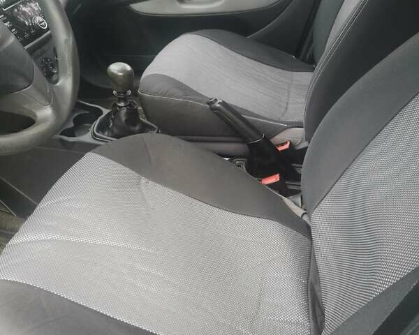 Сірий Фіат Лінеа, об'ємом двигуна 1.37 л та пробігом 270 тис. км за 5700 $, фото 6 на Automoto.ua