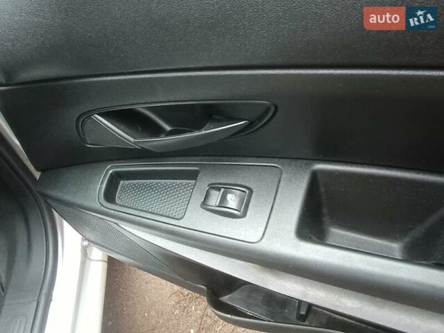 Серый Фиат Линеа, объемом двигателя 1.37 л и пробегом 180 тыс. км за 490 $, фото 44 на Automoto.ua