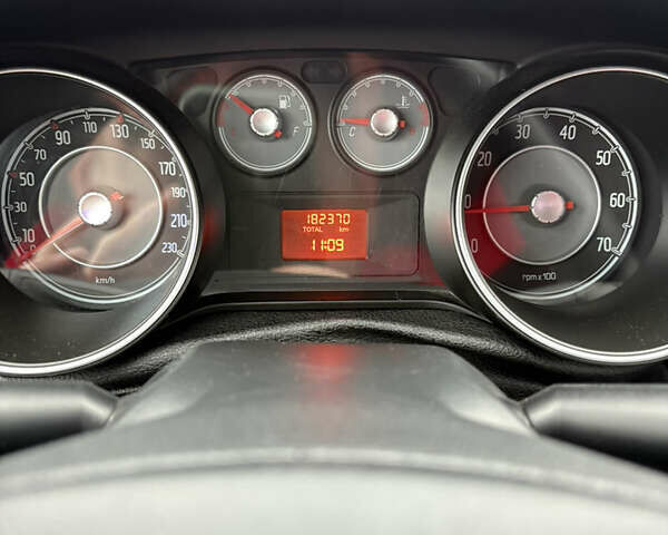 Сірий Фіат Лінеа, об'ємом двигуна 1.37 л та пробігом 182 тис. км за 6900 $, фото 7 на Automoto.ua