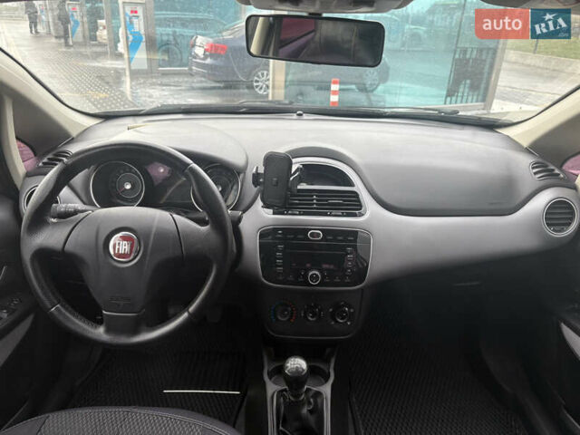 Сірий Фіат Лінеа, об'ємом двигуна 1.37 л та пробігом 182 тис. км за 6900 $, фото 6 на Automoto.ua