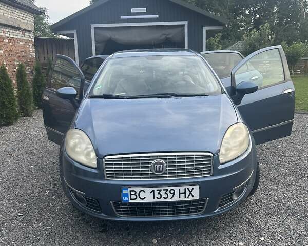 Фиат Линеа 2008 в Львове на Automoto.ua Синий Фиат Линеа, объемом двигателя 1.25 л и пробегом 215 тыс. км за 5100 $, фото 10 на Automoto.ua