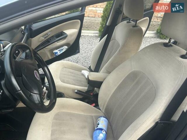 Фиат Линеа 2008 в Львове на Automoto.ua Синий Фиат Линеа, объемом двигателя 1.25 л и пробегом 215 тыс. км за 5100 $, фото 19 на Automoto.ua