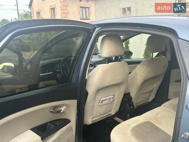 Фиат Линеа 2008 в Львове на Automoto.ua Синий Фиат Линеа, объемом двигателя 1.25 л и пробегом 215 тыс. км за 5100 $, фото 13 на Automoto.ua