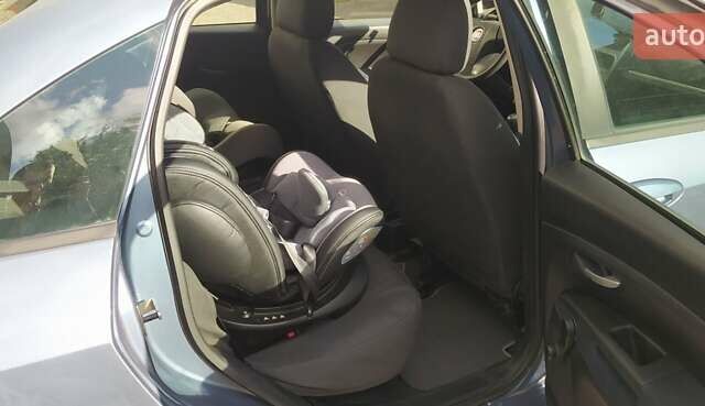 Синій Фіат Лінеа, об'ємом двигуна 1.4 л та пробігом 125 тис. км за 4500 $, фото 2 на Automoto.ua