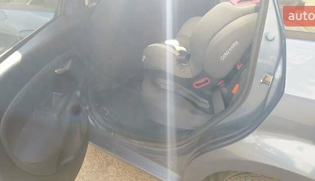 Синій Фіат Лінеа, об'ємом двигуна 1.4 л та пробігом 125 тис. км за 4500 $, фото 5 на Automoto.ua