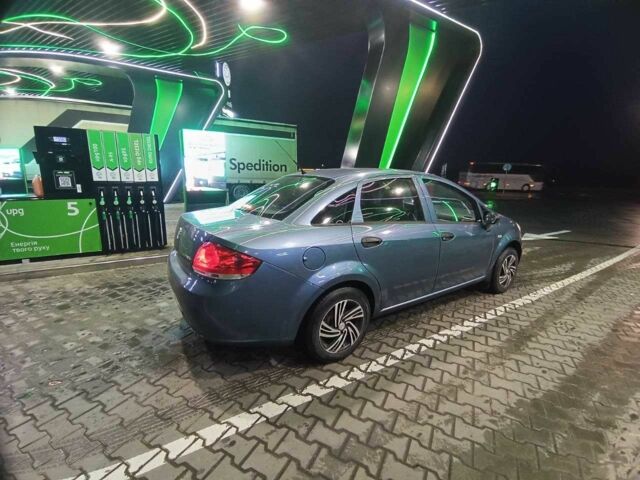 Синий Фиат Линеа, объемом двигателя 0 л и пробегом 168 тыс. км за 4000 $, фото 4 на Automoto.ua