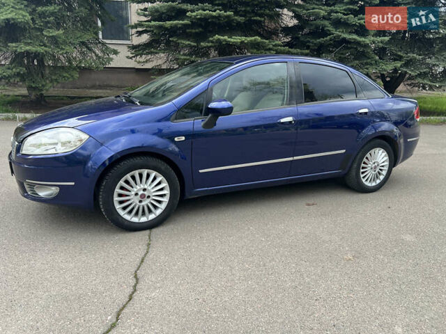 Синий Фиат Линеа, объемом двигателя 1.25 л и пробегом 223 тыс. км за 4500 $, фото 2 на Automoto.ua