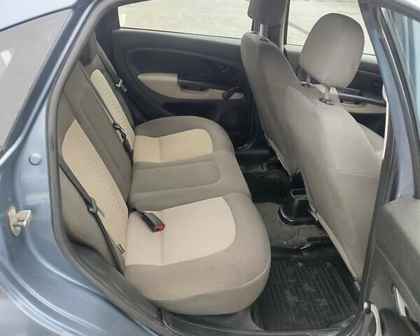 Синій Фіат Лінеа, об'ємом двигуна 1.37 л та пробігом 200 тис. км за 3500 $, фото 8 на Automoto.ua