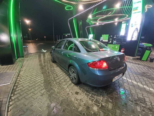 Синий Фиат Линеа, объемом двигателя 0 л и пробегом 168 тыс. км за 4000 $, фото 2 на Automoto.ua