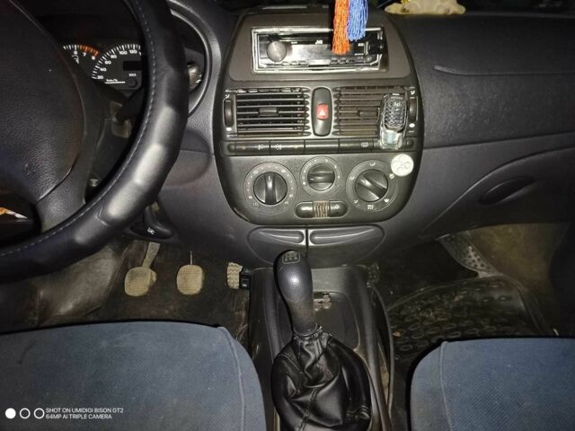 Синий Фиат Мареа, объемом двигателя 1.6 л и пробегом 336 тыс. км за 556 $, фото 3 на Automoto.ua