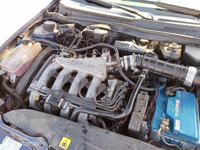 Синий Фиат Мареа, объемом двигателя 1.6 л и пробегом 336 тыс. км за 556 $, фото 4 на Automoto.ua