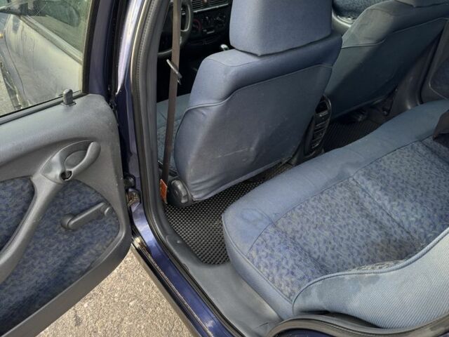 Синий Фиат Мареа, объемом двигателя 1.6 л и пробегом 3 тыс. км за 2600 $, фото 6 на Automoto.ua