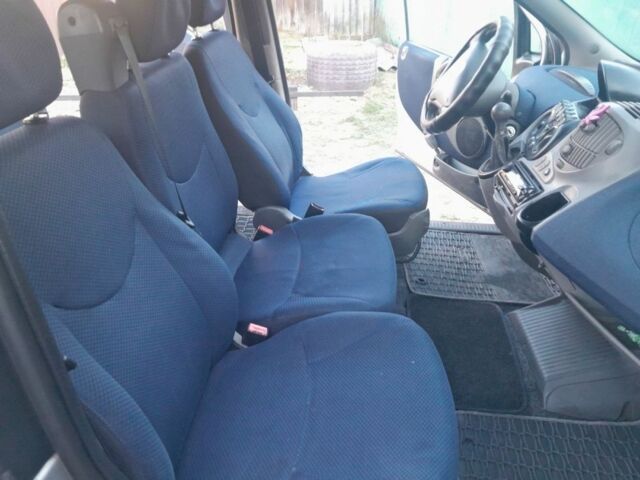 Сірий Фіат Мультіпла, об'ємом двигуна 1.6 л та пробігом 123 тис. км за 1900 $, фото 9 на Automoto.ua