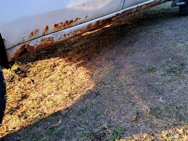 Білий Фіат Добло, об'ємом двигуна 1.9 л та пробігом 394 тис. км за 2300 $, фото 2 на Automoto.ua