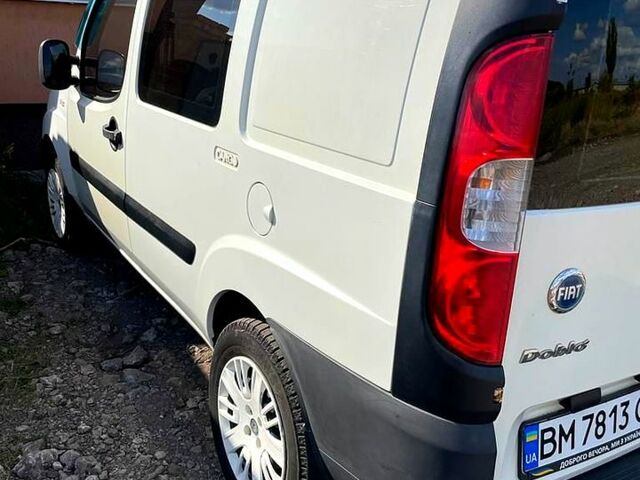 Белый Фиат Добло, объемом двигателя 1.3 л и пробегом 295 тыс. км за 4000 $, фото 4 на Automoto.ua