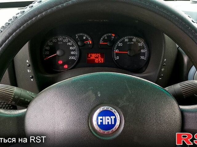 Белый Фиат Добло, объемом двигателя 1.9 л и пробегом 280 тыс. км за 3700 $, фото 2 на Automoto.ua