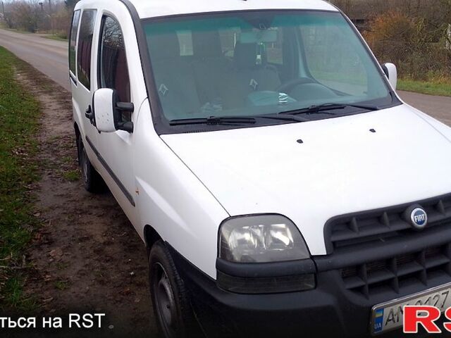 Белый Фиат Добло, объемом двигателя 1.9 л и пробегом 280 тыс. км за 3700 $, фото 5 на Automoto.ua