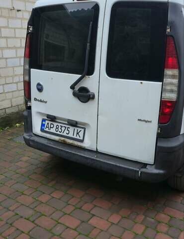 Белый Фиат Добло, объемом двигателя 1.3 л и пробегом 400 тыс. км за 3800 $, фото 7 на Automoto.ua