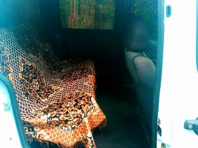 Білий Фіат Добло, об'ємом двигуна 1.4 л та пробігом 207 тис. км за 4500 $, фото 5 на Automoto.ua