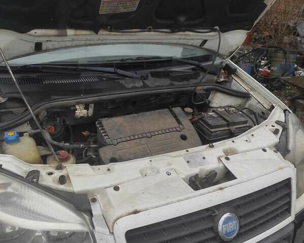 Білий Фіат Добло, об'ємом двигуна 1.3 л та пробігом 325 тис. км за 2500 $, фото 13 на Automoto.ua