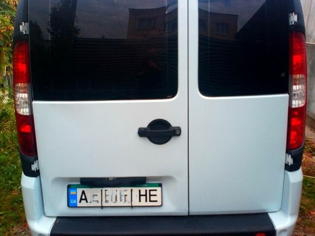 Білий Фіат Добло, об'ємом двигуна 1.4 л та пробігом 207 тис. км за 4500 $, фото 3 на Automoto.ua