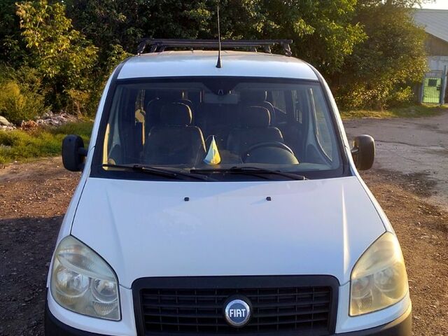 Фиат Добло 2006 в Чернигове на Automoto.ua Белый Фиат Добло, объемом двигателя 1.2 л и пробегом 0 тыс. км за 3700 $, фото 4 на Automoto.ua