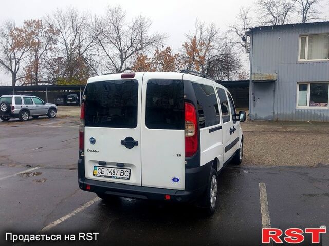 Белый Фиат Добло, объемом двигателя 1.9 л и пробегом 216 тыс. км за 5000 $, фото 5 на Automoto.ua