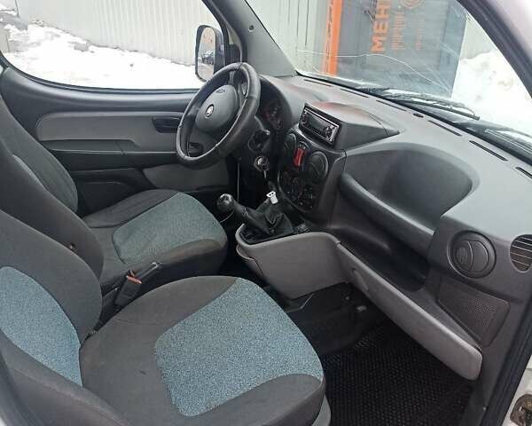 Білий Фіат Добло, об'ємом двигуна 1.9 л та пробігом 268 тис. км за 3000 $, фото 2 на Automoto.ua