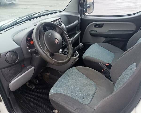 Білий Фіат Добло, об'ємом двигуна 1.9 л та пробігом 268 тис. км за 3000 $, фото 3 на Automoto.ua