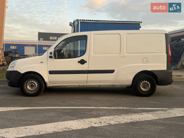 Білий Фіат Добло, об'ємом двигуна 1.9 л та пробігом 280 тис. км за 3800 $, фото 5 на Automoto.ua