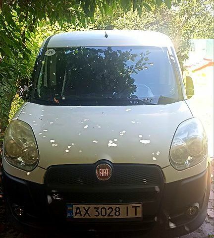 Білий Фіат Добло, об'ємом двигуна 1.2 л та пробігом 280 тис. км за 5850 $, фото 5 на Automoto.ua