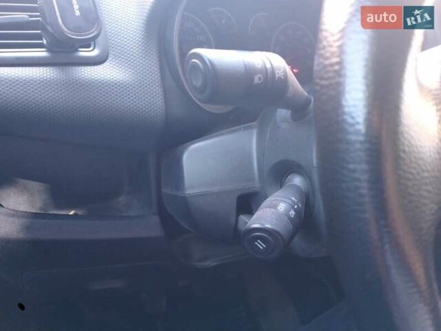 Белый Фиат Добло, объемом двигателя 1.6 л и пробегом 255 тыс. км за 3700 $, фото 9 на Automoto.ua